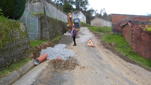 O Concello de Lousame inicia as obras de mellora no acceso a Berrimes, orzamentadas en case 14.000 euros